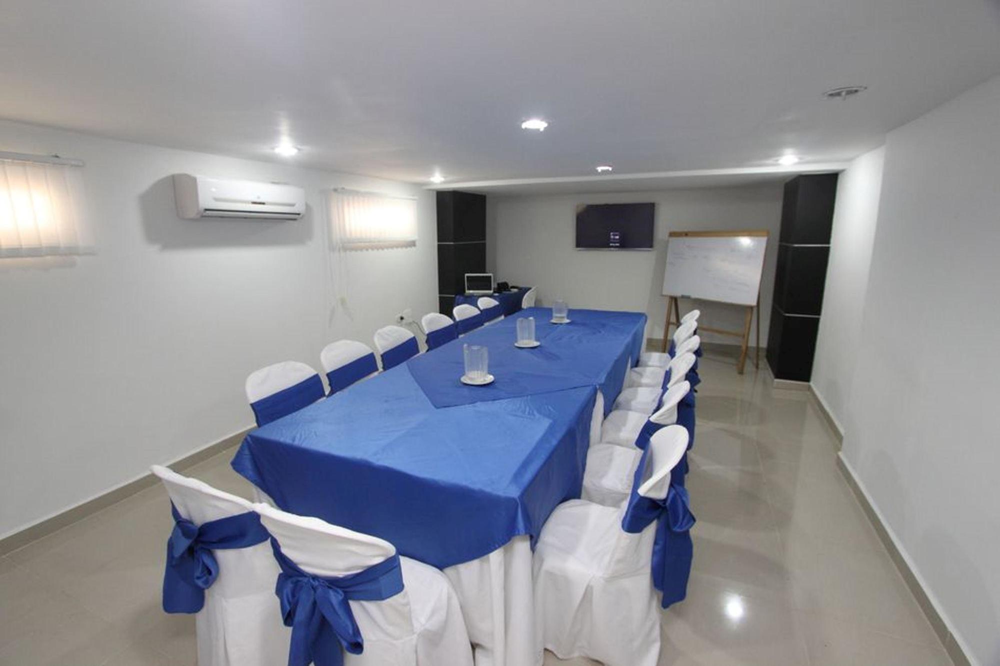 Hotel Puerta De Oro Barranquilla  Eksteriør bilde